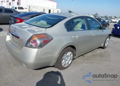 2010 Nissan Altima 2.5 S z USA, uszkodzony, nr VIN 1N4AL2AP5AN520725